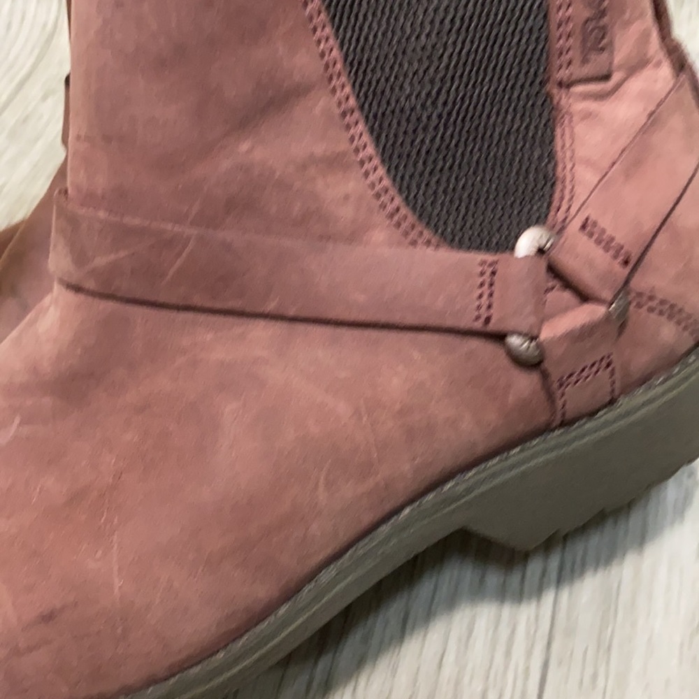 Teva Booties - Picture 16 of 16